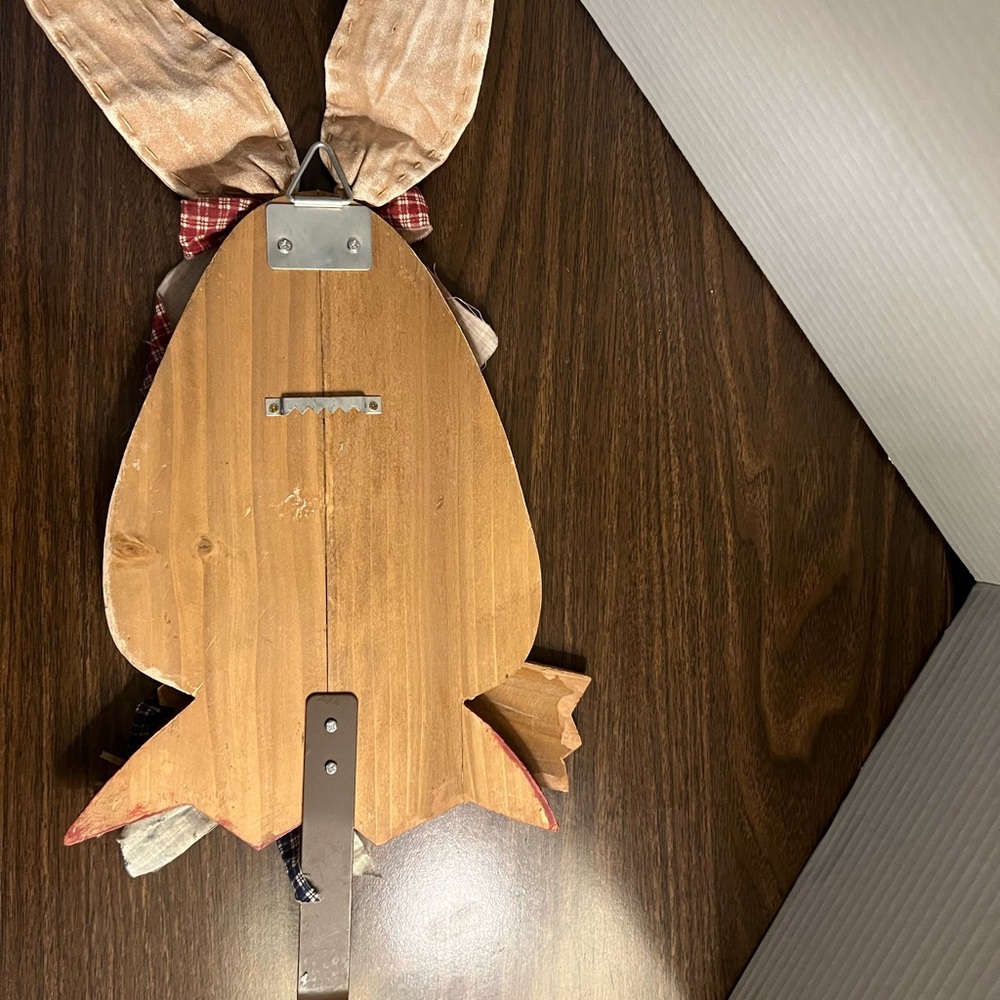 🐰Easter Bunny Welcome Sign - Brown and Cream - Picture 2 of 2